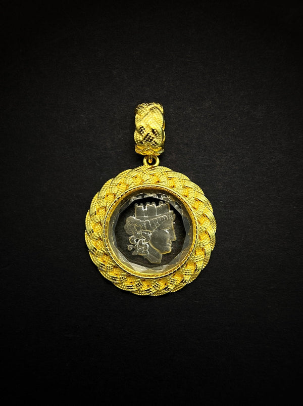 Clear Crystal Cameo Pendant - Carameo Jewels