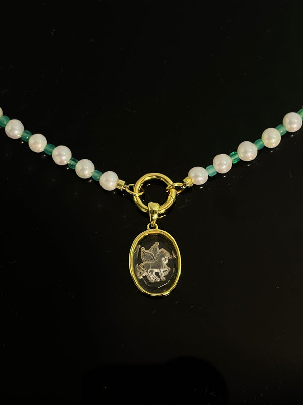 Pearl Necklace with Crystal Cameo Pendant - Carameo Jewels