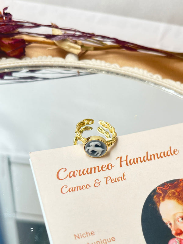 Zodiac Cameo Ring CAPRICORN - Carameo Jewels