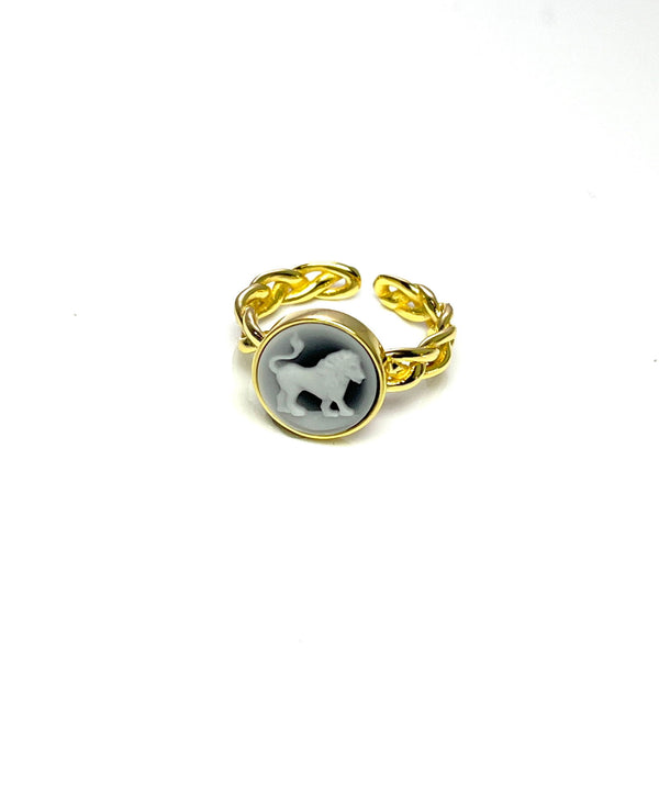 Zodiac Cameo Ring LEO - Carameo Jewels